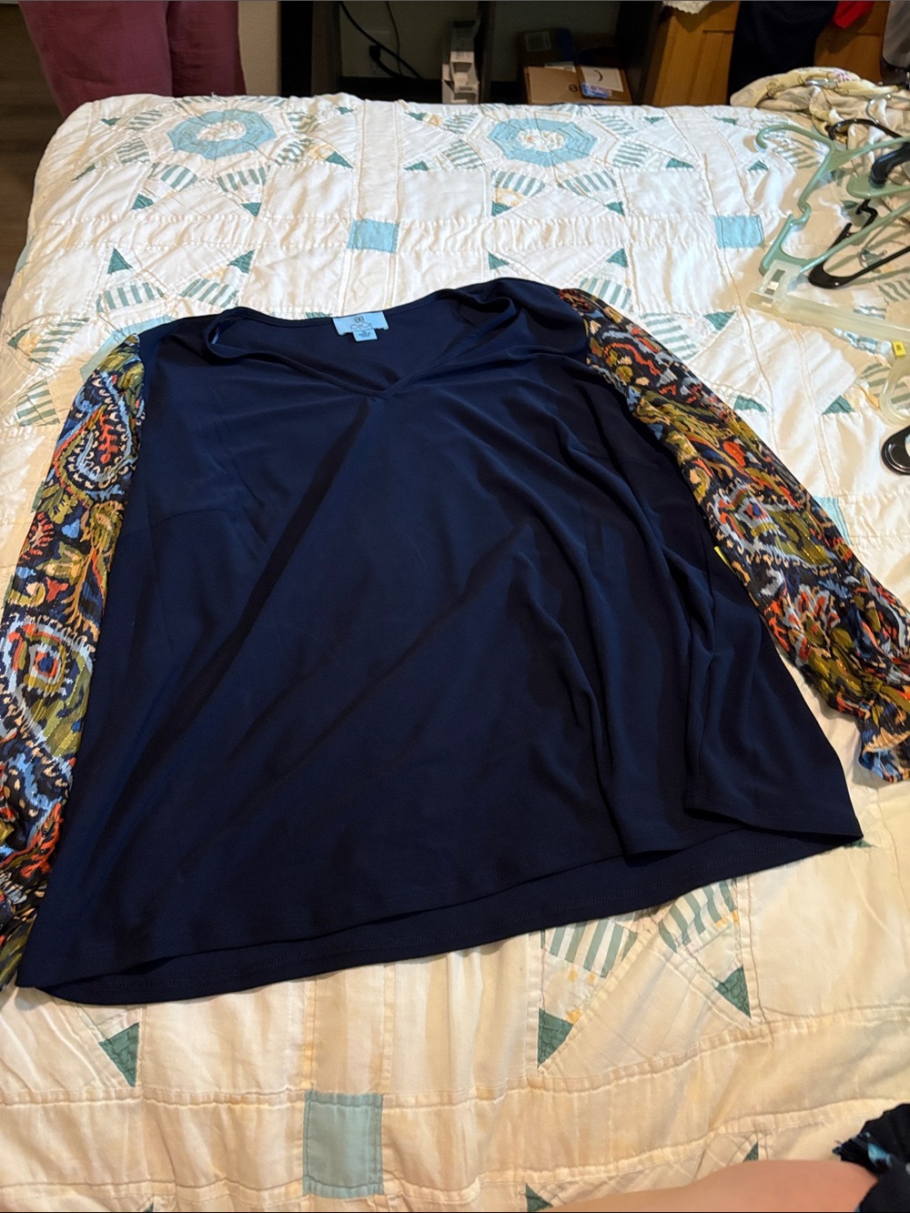 CeCe Navy V-Neck Long Sleeve Top with Multicolor Printed Sleeves - Picture 3 of 3